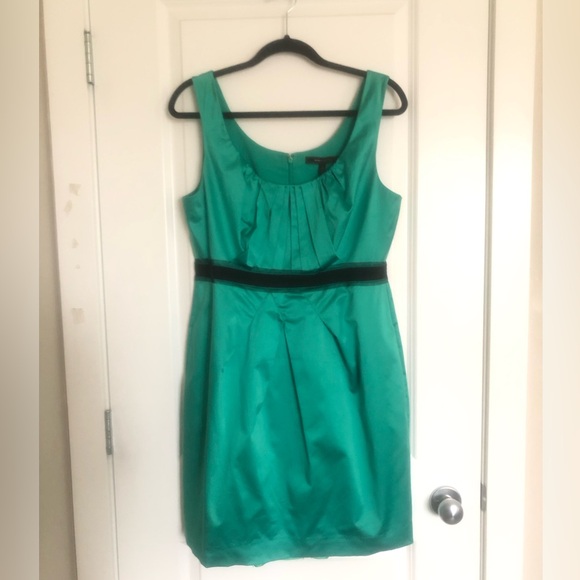 BCBGMaxAzria | Green Party Dress - Picture 2 of 10